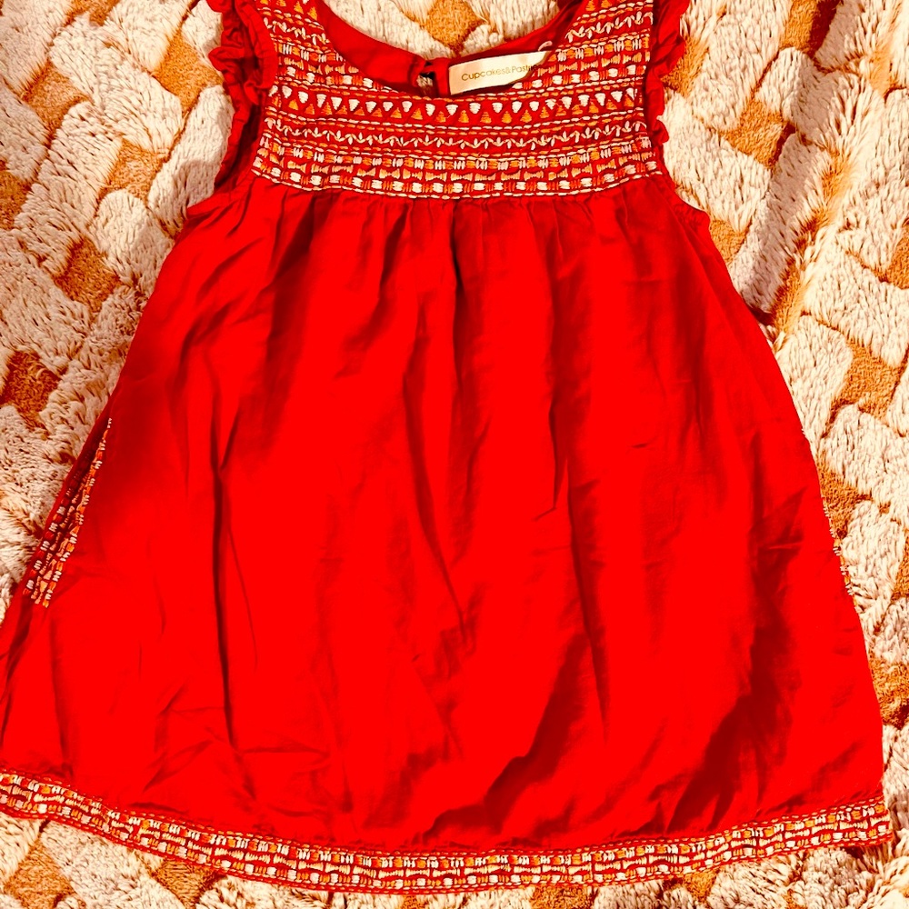Girls dress